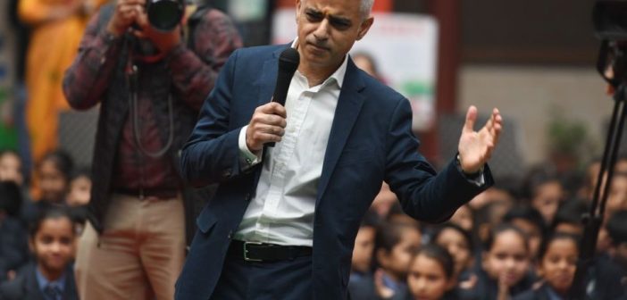 free trade agreement Global and open: What Sadiq Khan’s visit means for the future of UK-India relations india britain diplomacy environment 885916654 5a2676cc614f8 702x336