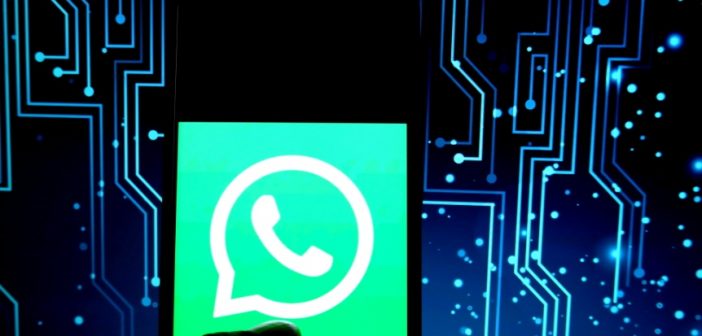 What’s up with WhatsApp in India? GettyImages 1176191402 702x336